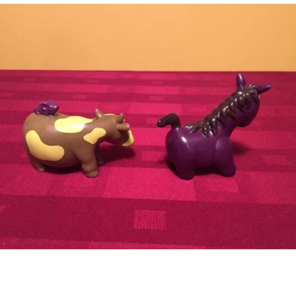 Barnyard Silly/Rubbery/Solid Animal Figures - Picture 6 of 14